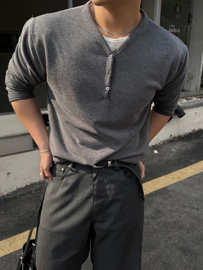 Port button layered knitwear