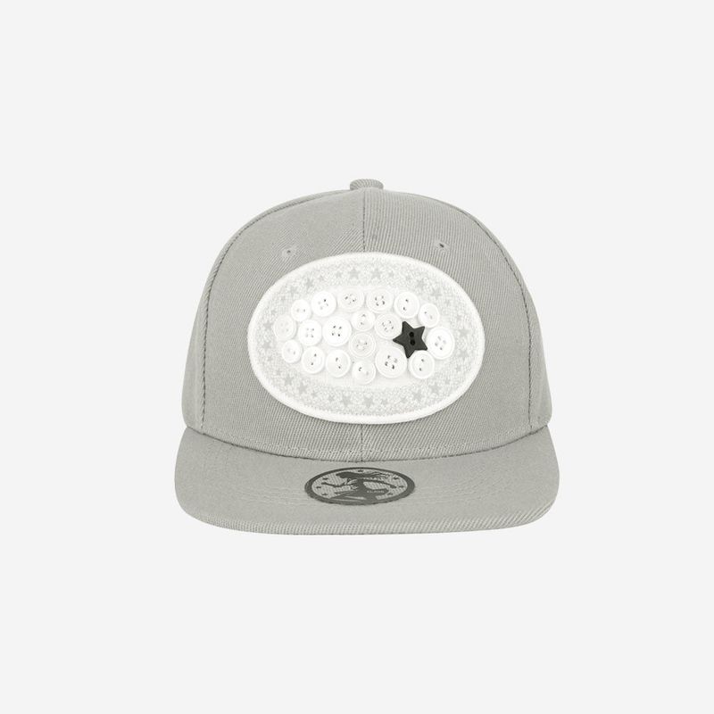 Lace Button Snapback / Grey