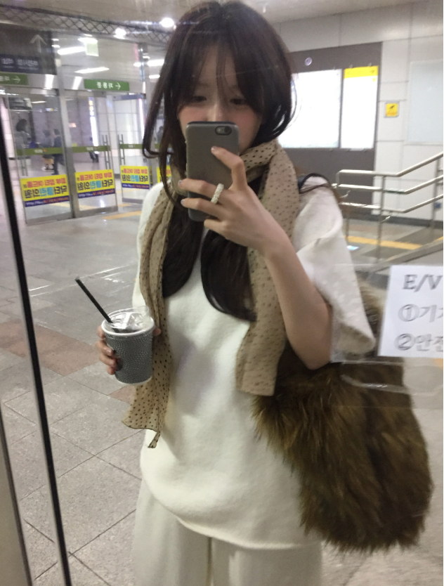 howu（ハウユ）の「ロックルーズフィットハーフ半袖ニット(2c)（Tops）」
