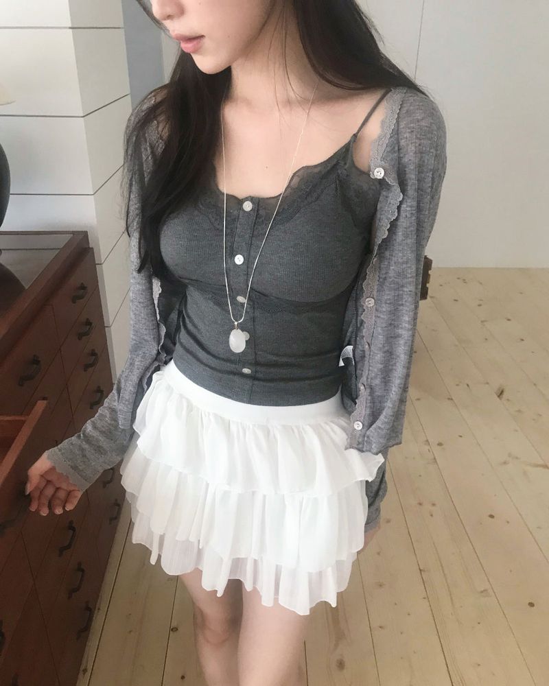 cloudemotion（クラウドエモーション）の「[ built-in bra pads ] ash vibe lace slim sleeveless top（Tops）」