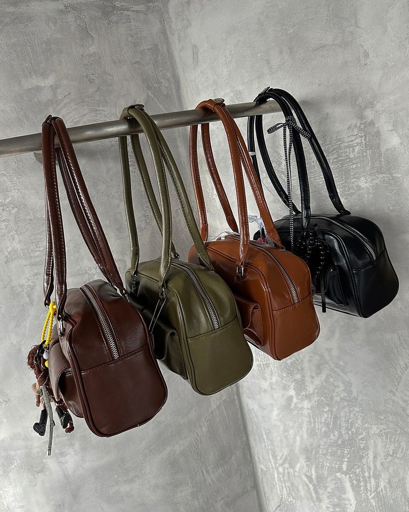 Mute Pocket Back Shoulder Bag