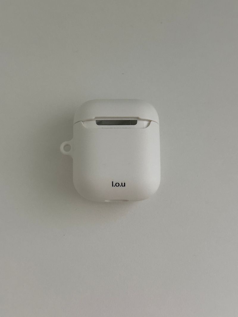 love music white airpods case