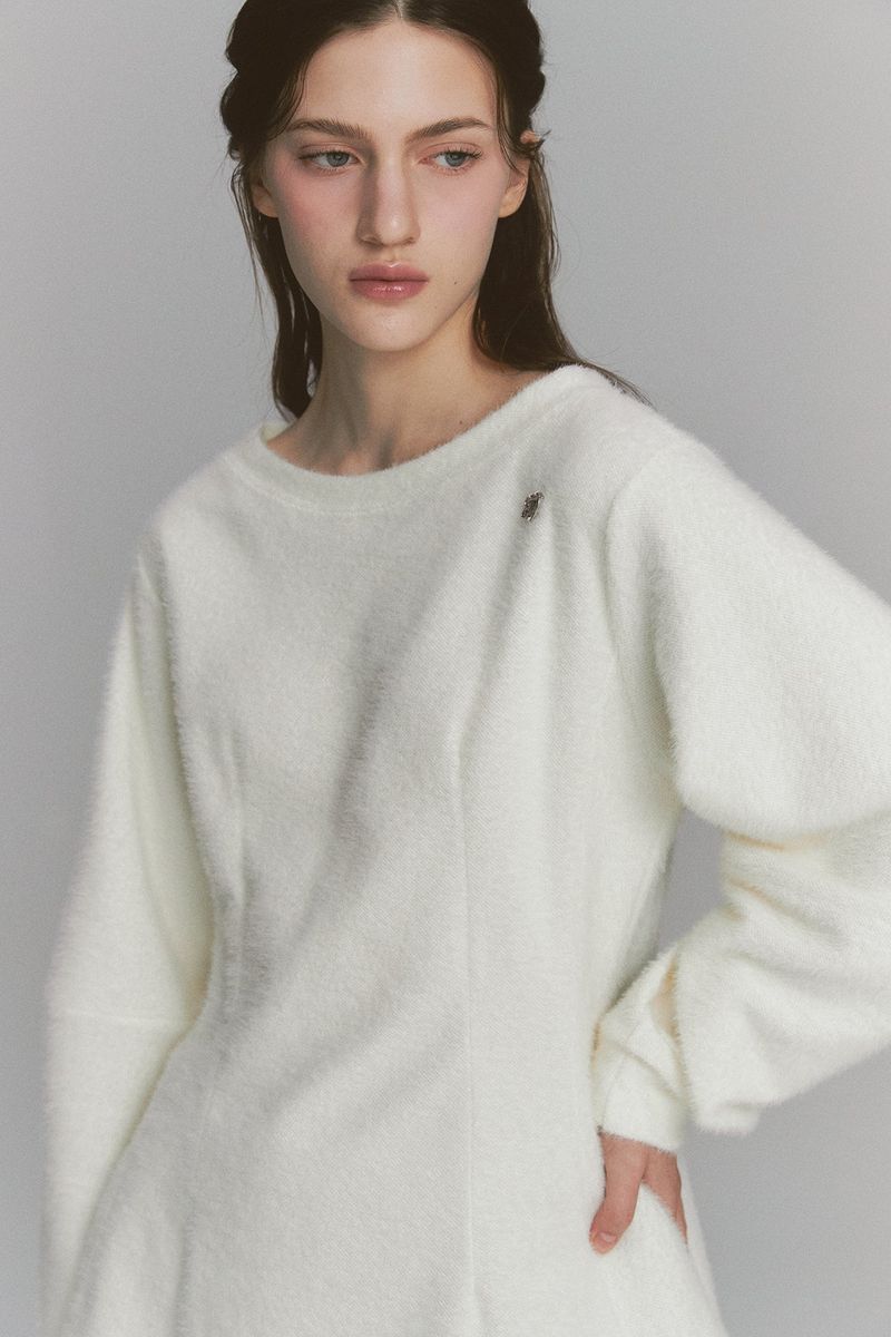 Angora Flare Sweatshirt Ivory