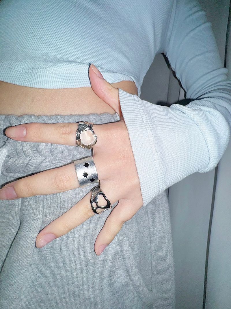 Bumpy crystal ring