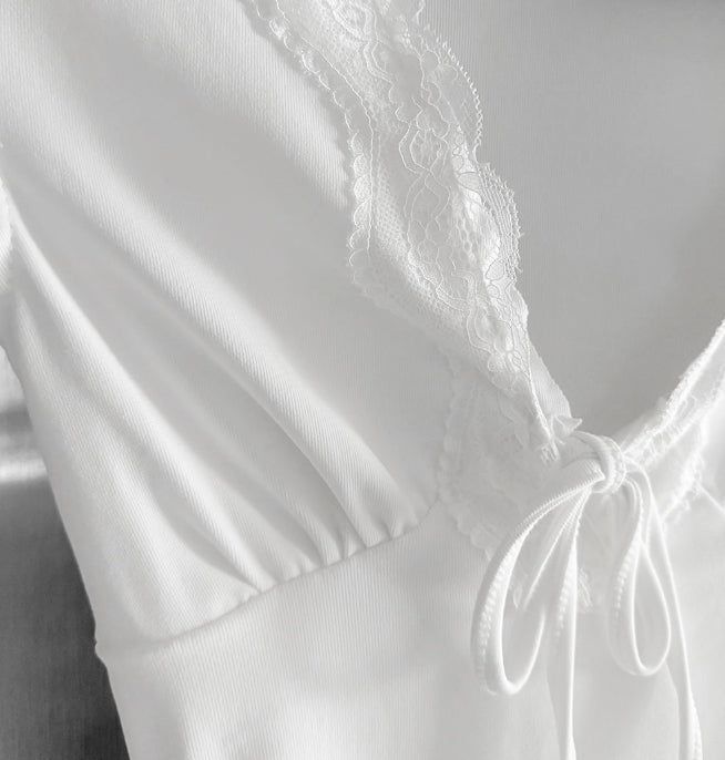 Clia Lace V-neck Tee