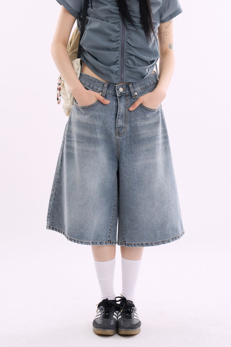 Raucohouse（ラウコハウス）の「Faded vintage bermuda denim pants（Pants）」