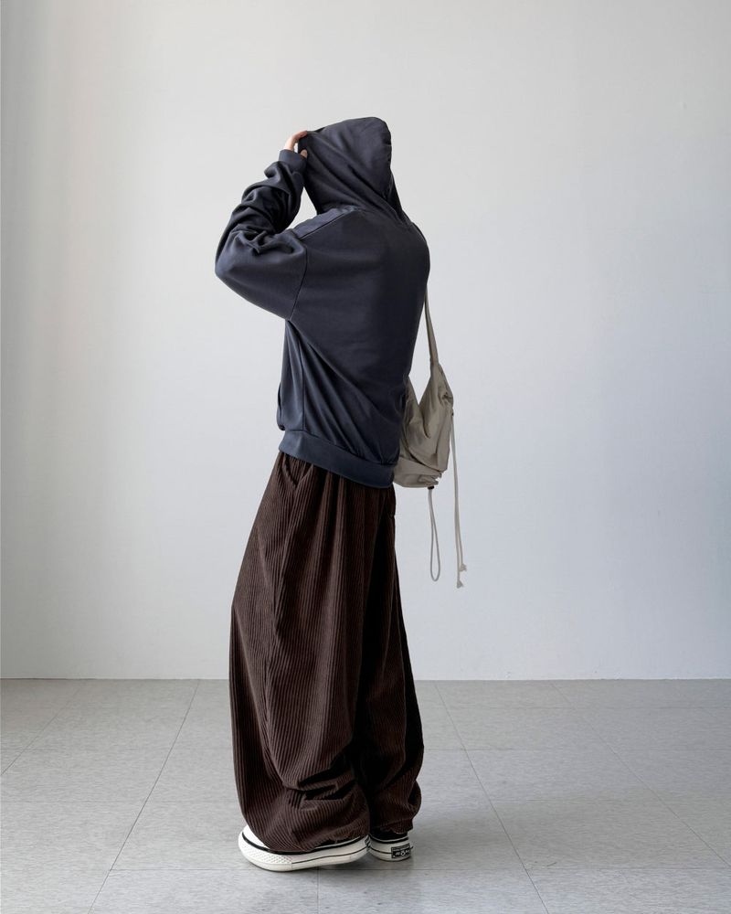 Bowl Pintuck Corduroy Pants