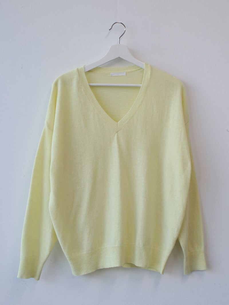 v neck loose knit top