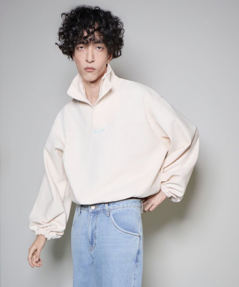Quarter-Zip Balloon Pullover Sweatshirt