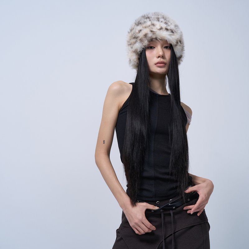 UNBALANCE SLEEVELESS TOP (BLACK)