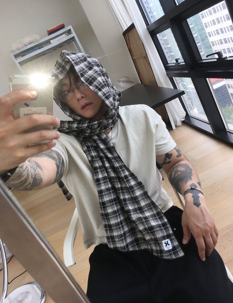 HOLY IN CODE（ホーリーインコード）の「No.06 HIC made thin check scarf（Fashion Accessories）」