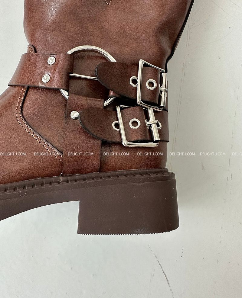 Buckle Tongue Angle Boots