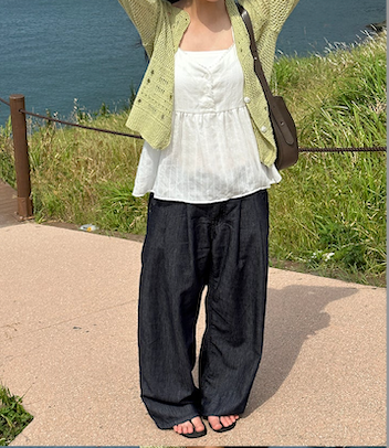 Windy Hill Punching Summer Cardigan