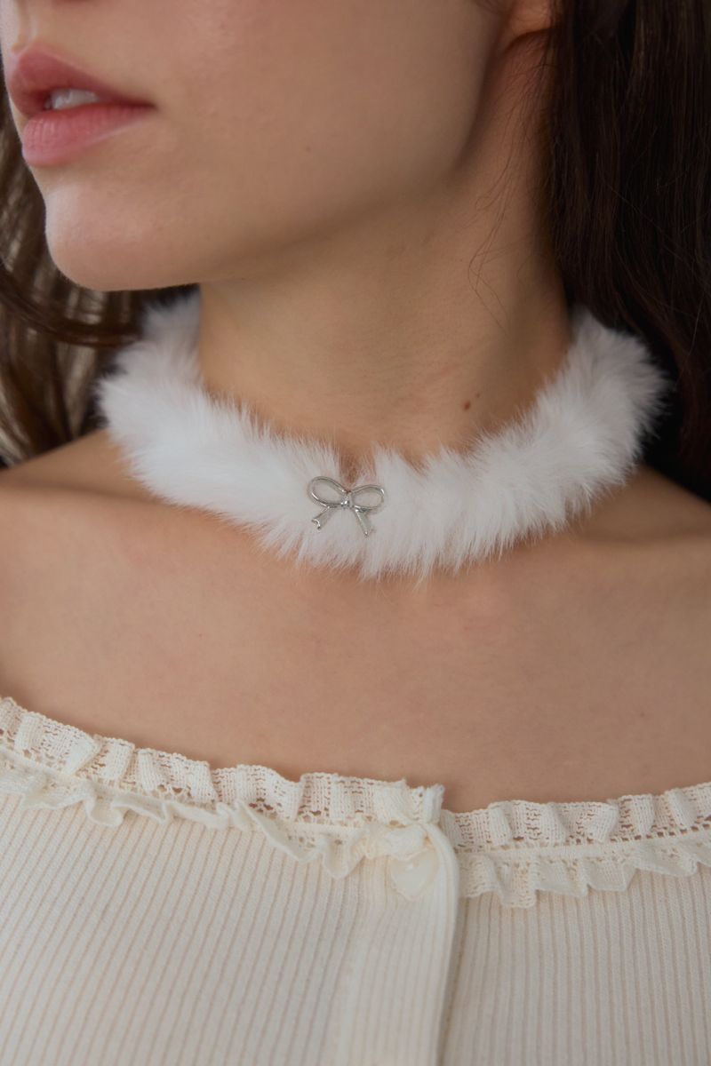 WINTER PUFFY RIBBON CHOKER