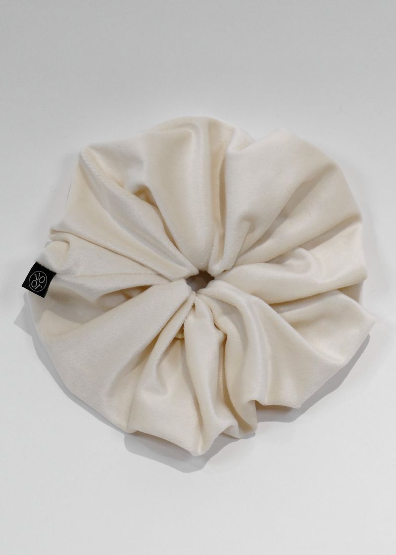 Matt Velvet Scrunchie_One Point_Large_Cream
