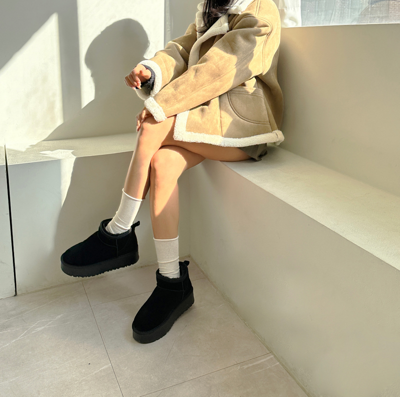 (COW LEATHER🤎🐑🐄) DALMATIAN UGG 4CM PLATFORM FUR BOOTS SHORT UGG