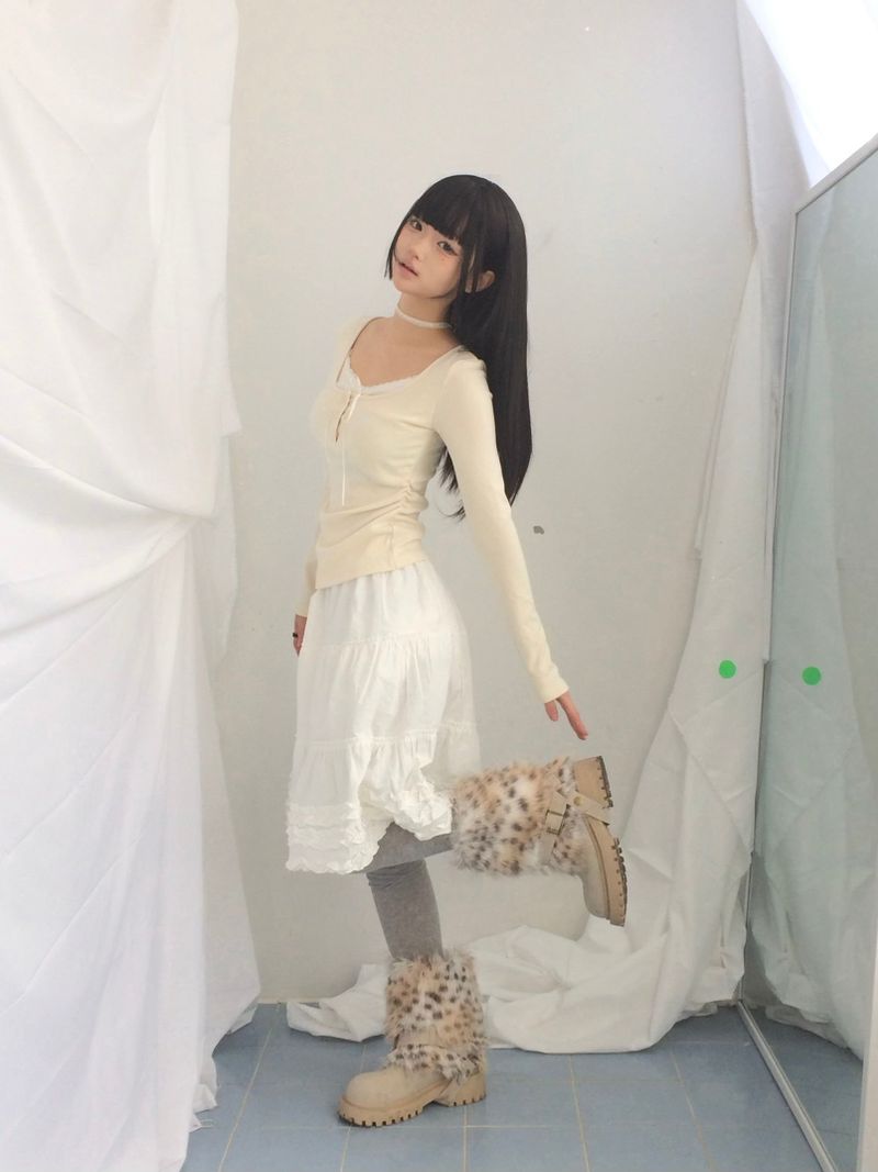 Vintage Stud Two Way Fur Boots
