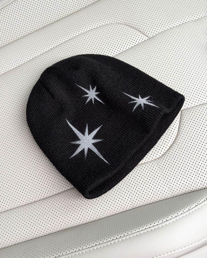 JIIGEUM(ジグム)の「Y2K Star Logo Embroidered Short Beanie(Hats)」