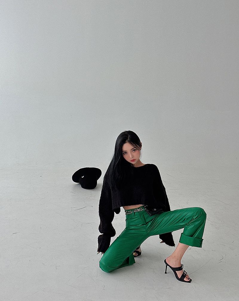 salt wool cropped knitwear