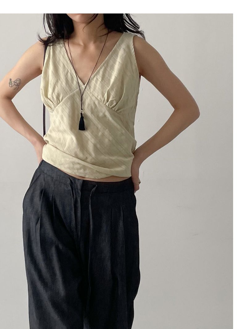 INCHANT ME(インチャントミー)の「Hachi Shirred Strap Sleeveless Blouse(Tops)」