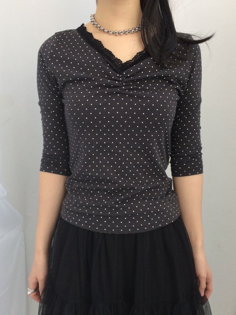 Lace V-Shirring Dot Top