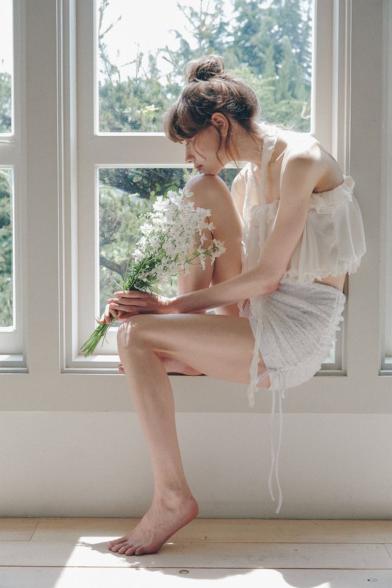 PAIN OR PLEASURE（ペインオアプレジャー）の「LILY SCARF TOP cream（Tops）」