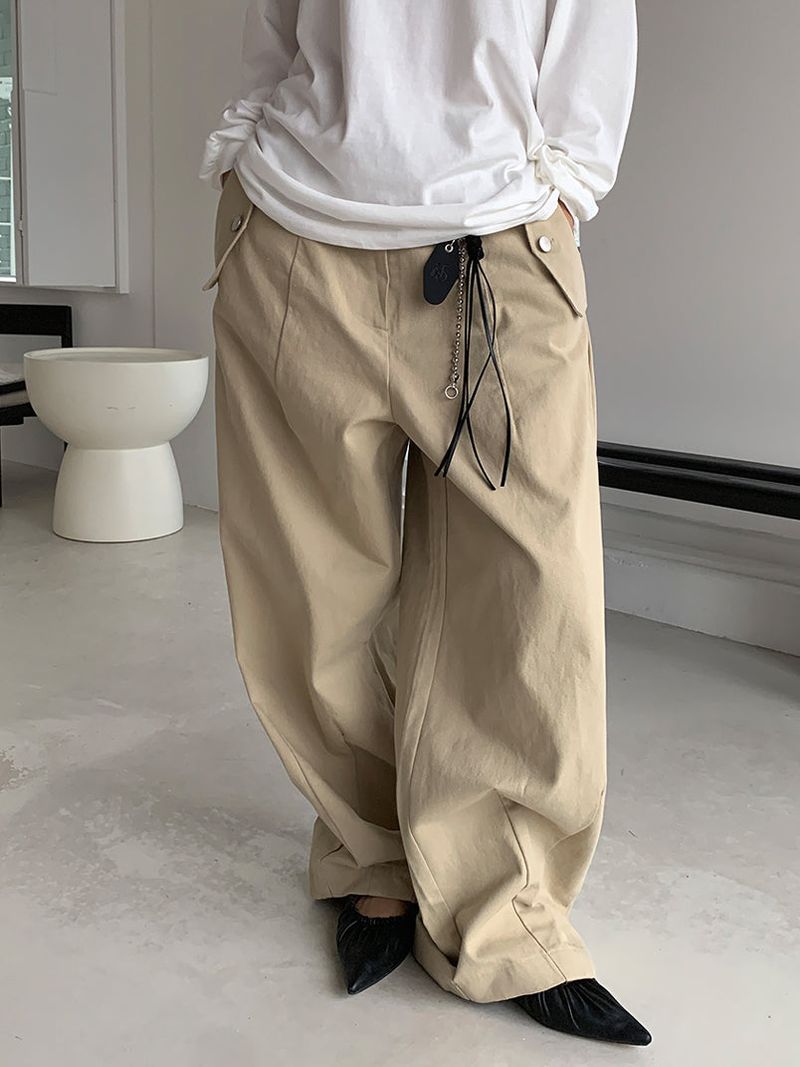 CURVED TUCK COTTON TROUSER