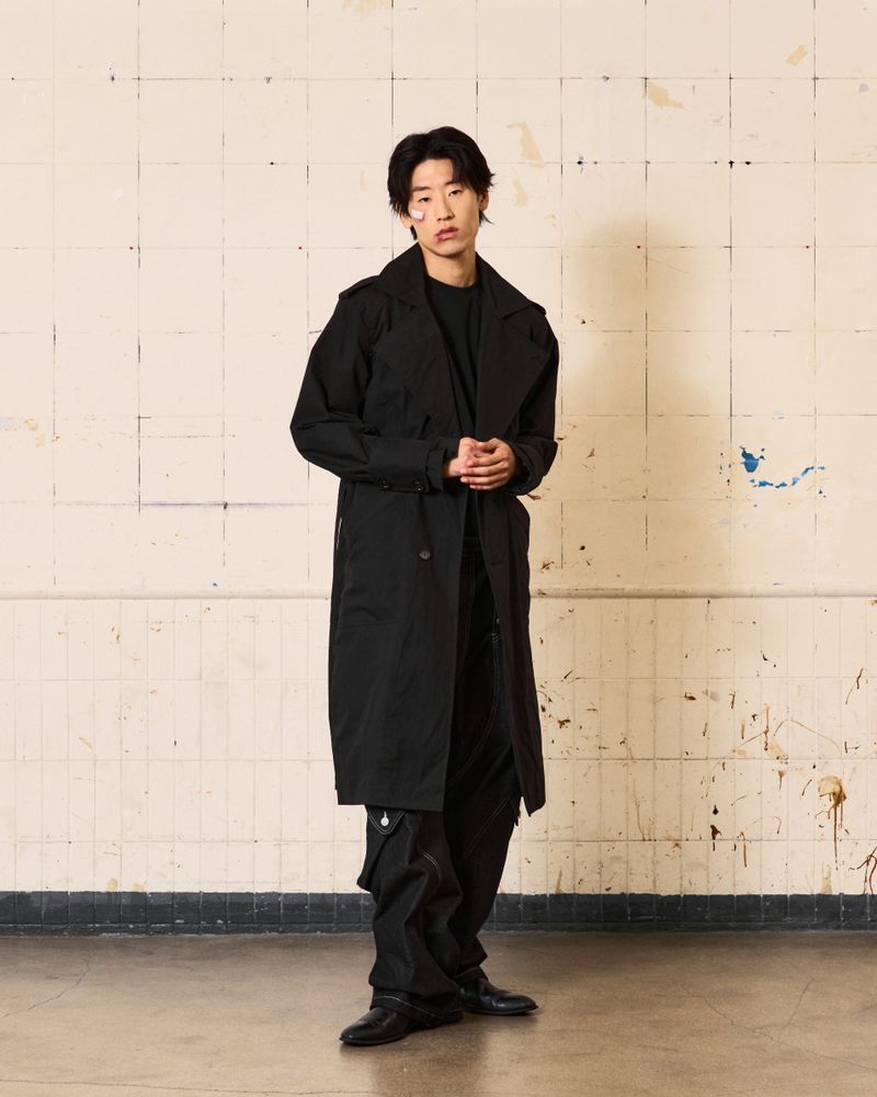 Curved Trench coat (Black)
