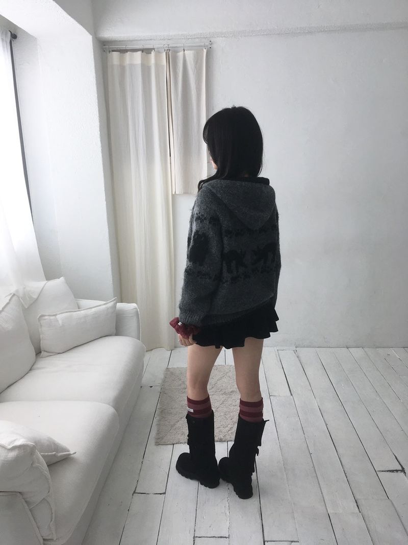 Meow Nordic Knit Zip-Up