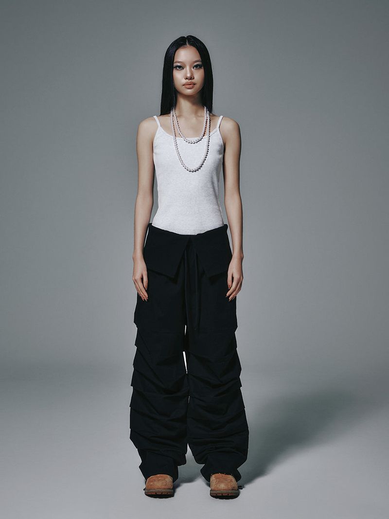 TUCK PANTS BLACK