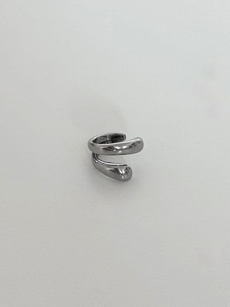 basic earcuff