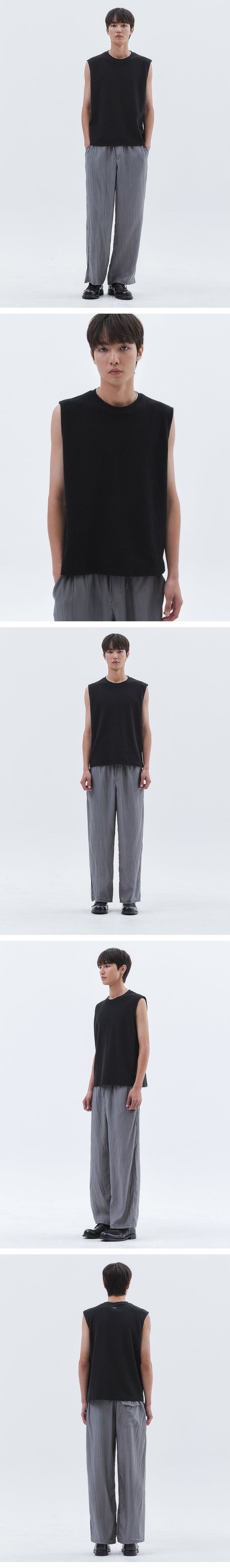 Logo Plate Over Sleeveless__Black