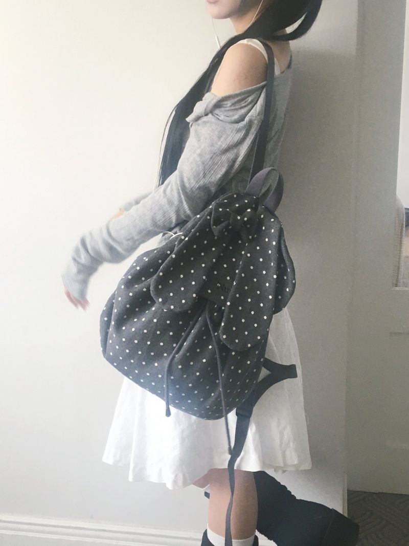 Pudgy bunny backpack _ Dark grey