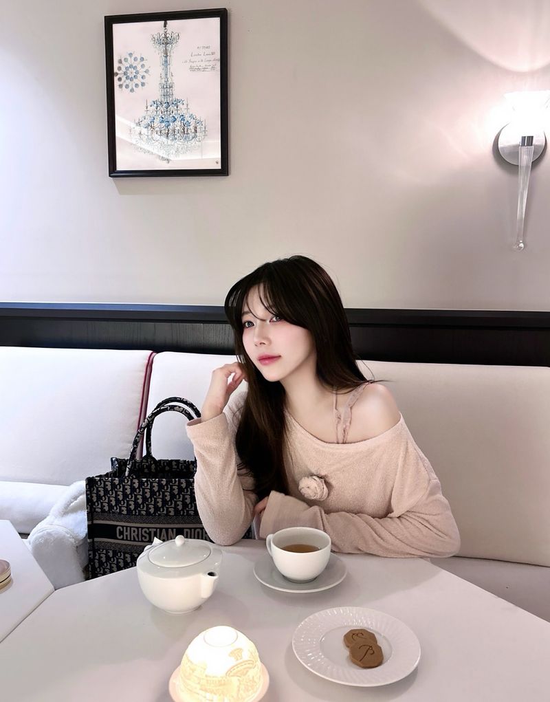 Loose Fit Corsage Knit Mint