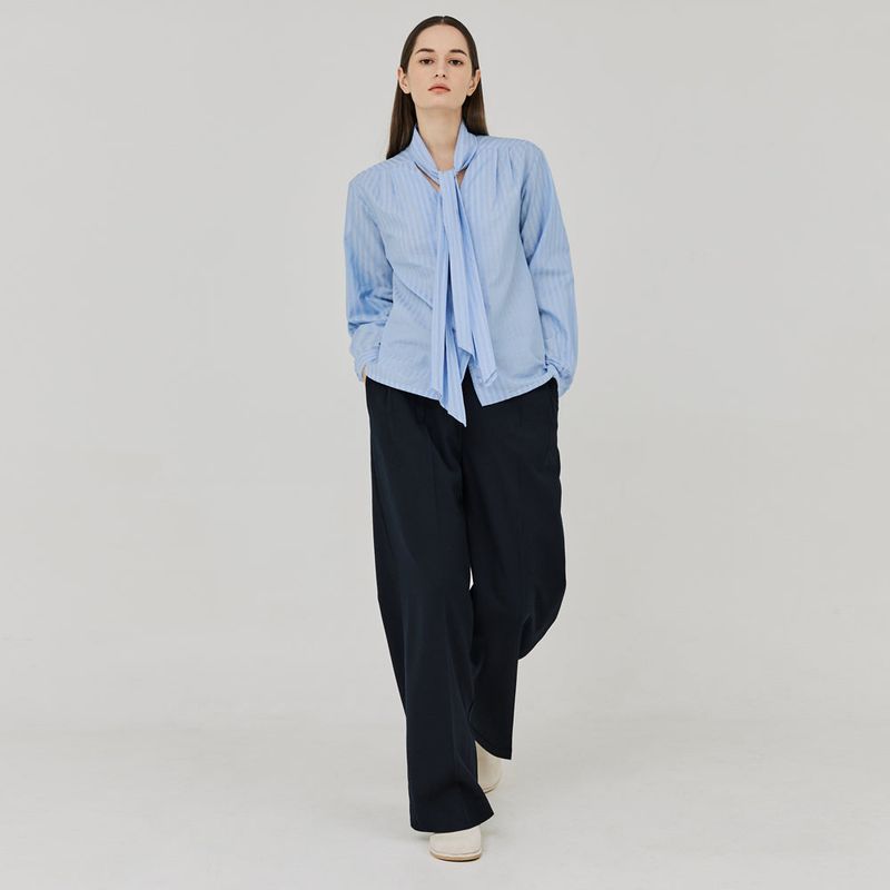FREIHEIT(フライハイト)の「Two-Tuck Button Wide Wool Pants (Navy)(Pants)」