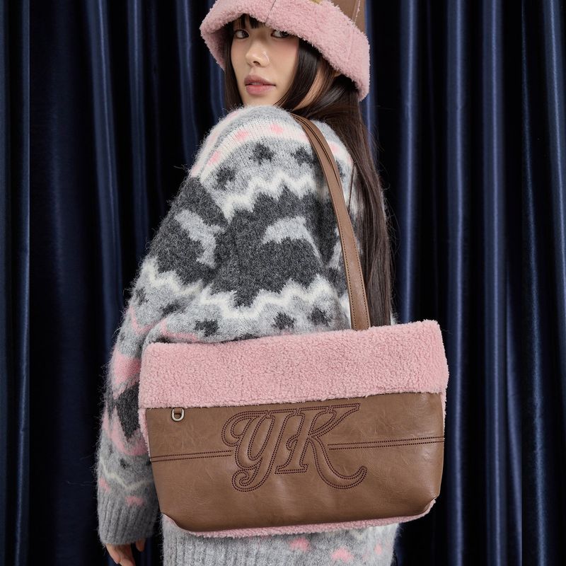 YK Mustang Shoulder Bag