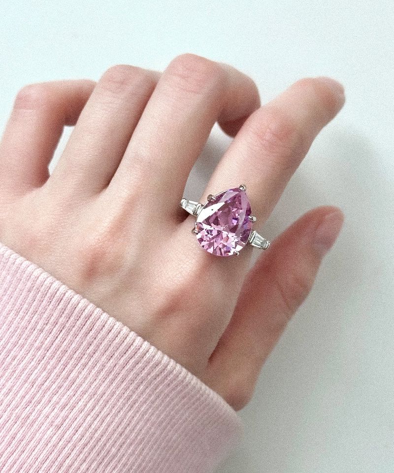 ピンクウォータードロップリング