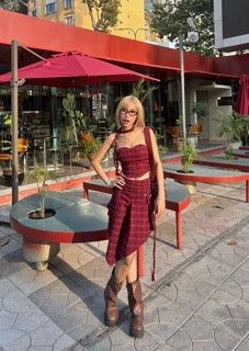 Offbeat Check skirt