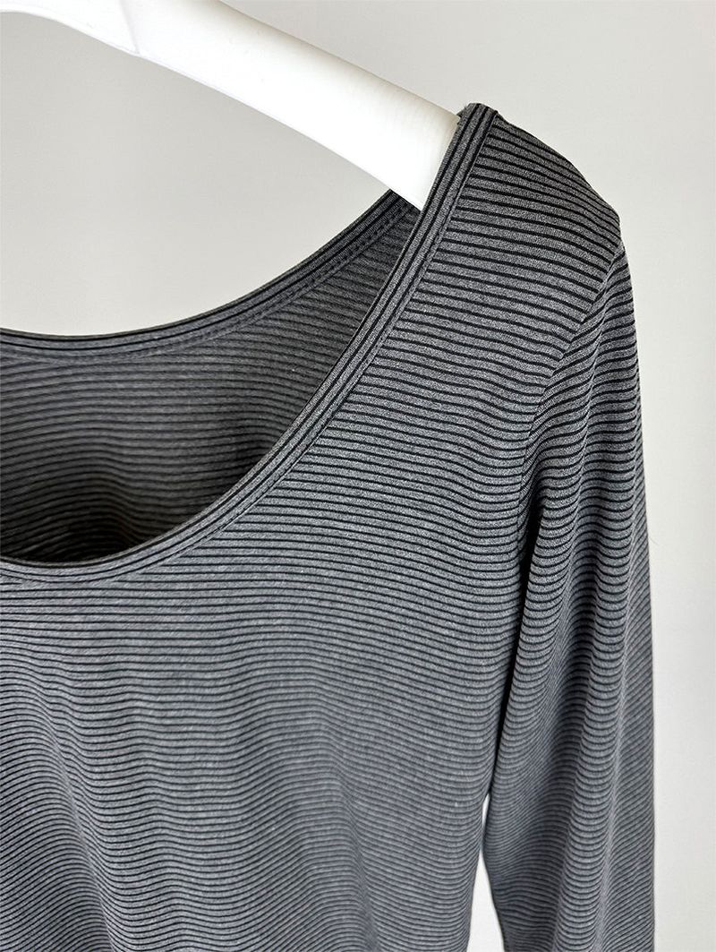 PIN STRIPE WIDE NECK LONG SLEEVE (3C)