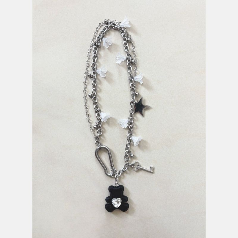 jujustudio(ジュジュスタジオ)の「Carol black(Accessories)」