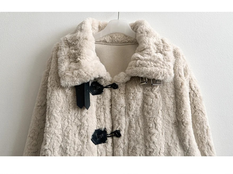 Sheep High Neck Fleece Mustang Jacket