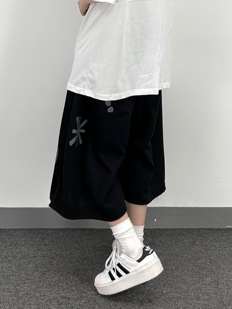 emoji sweat bermuda pants