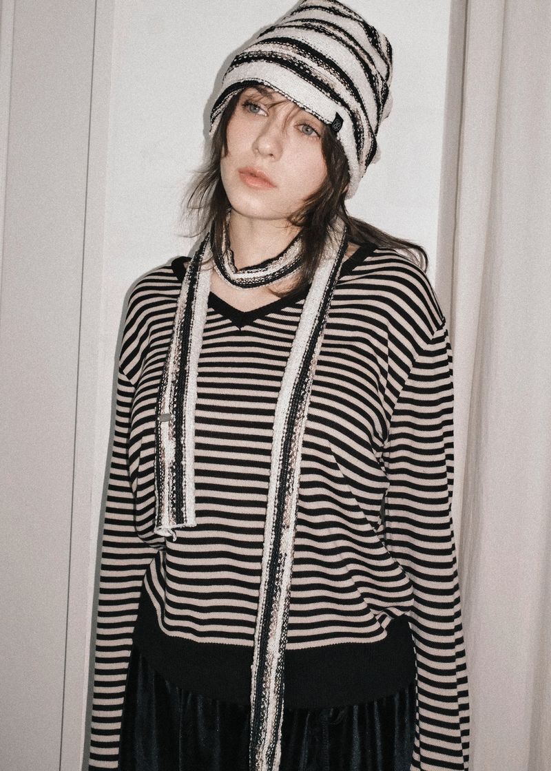 VOOR(ボル)の「Knit Long Muffler_Ivory&Black(Fashion Accessories)」