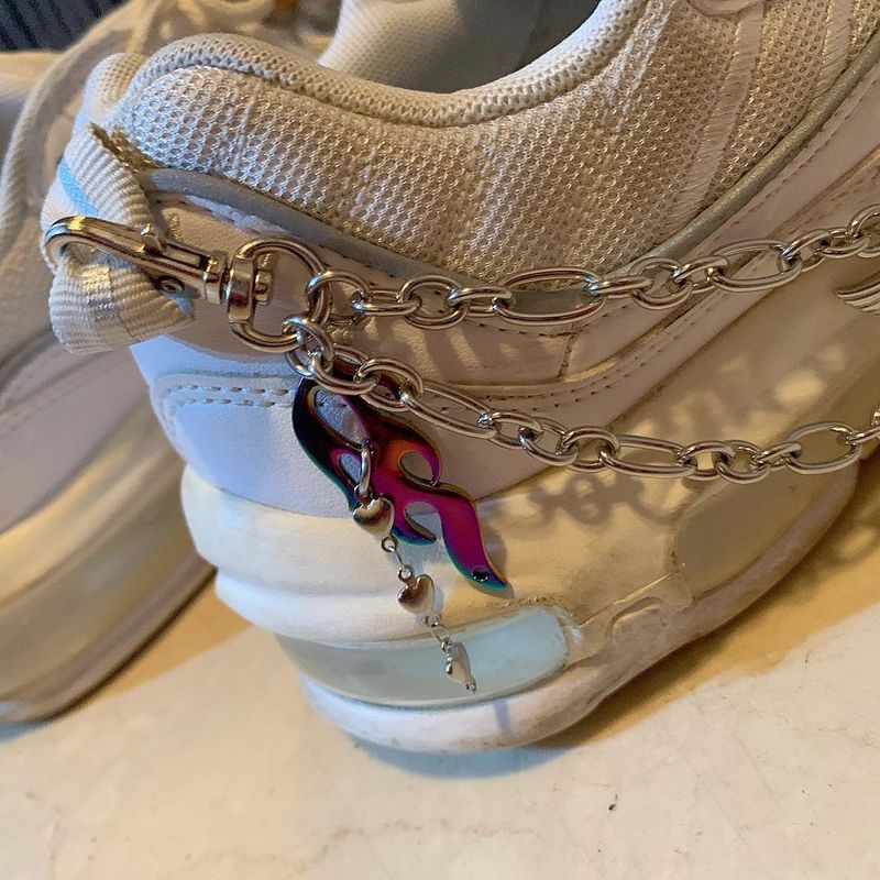 Trigger Bang Shoes chain