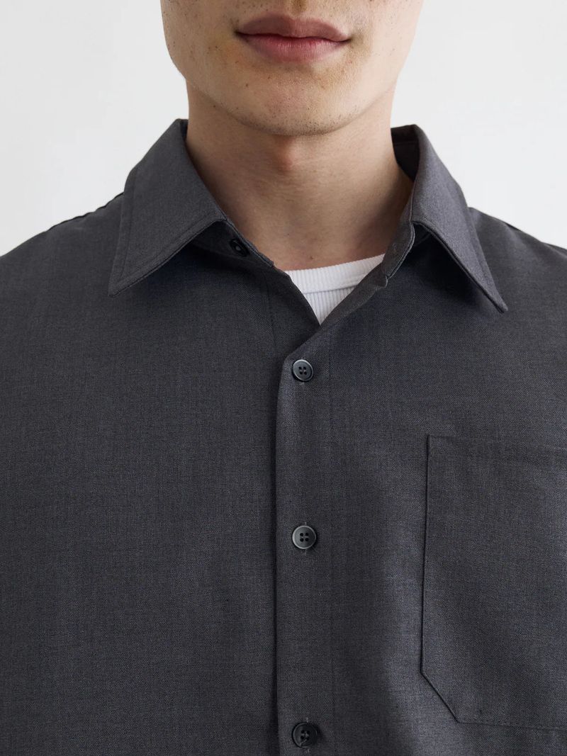 26SS TP6 Wide-Fit Solid Shirt