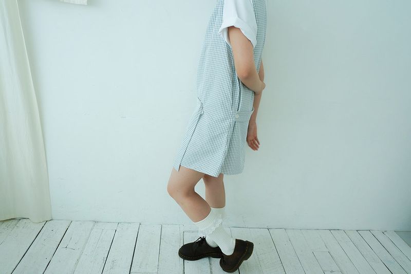 check button dress /white