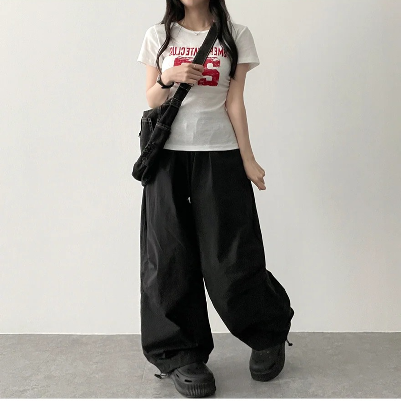 Rika number lettering short sleeve tee