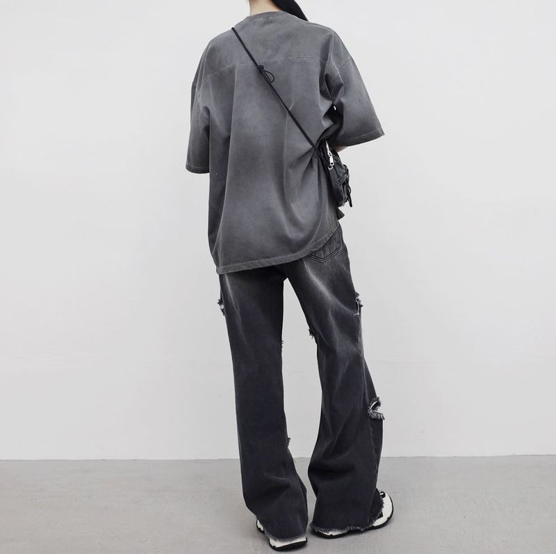 (Unisex) Polymonochrome Printed T-Shirt