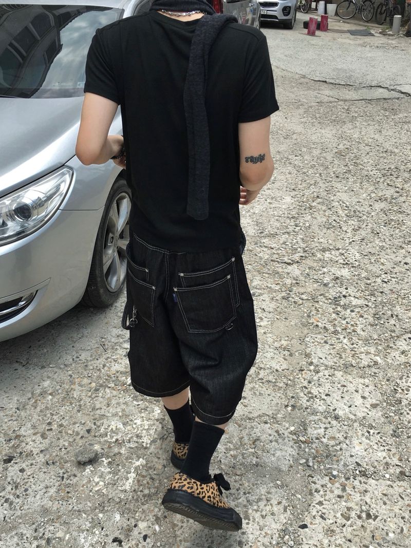 Jane Rop Non-Fade Bermuda Denim Pants 2C