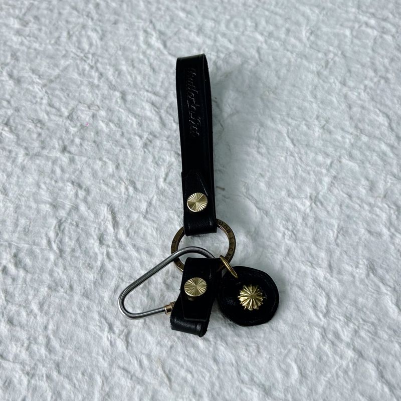 FADE MEET（フェードミート）の「Relic Carabiner（Accessories）」
